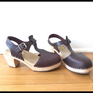 Lotta from Stockholm Aubergine T-bar Clog